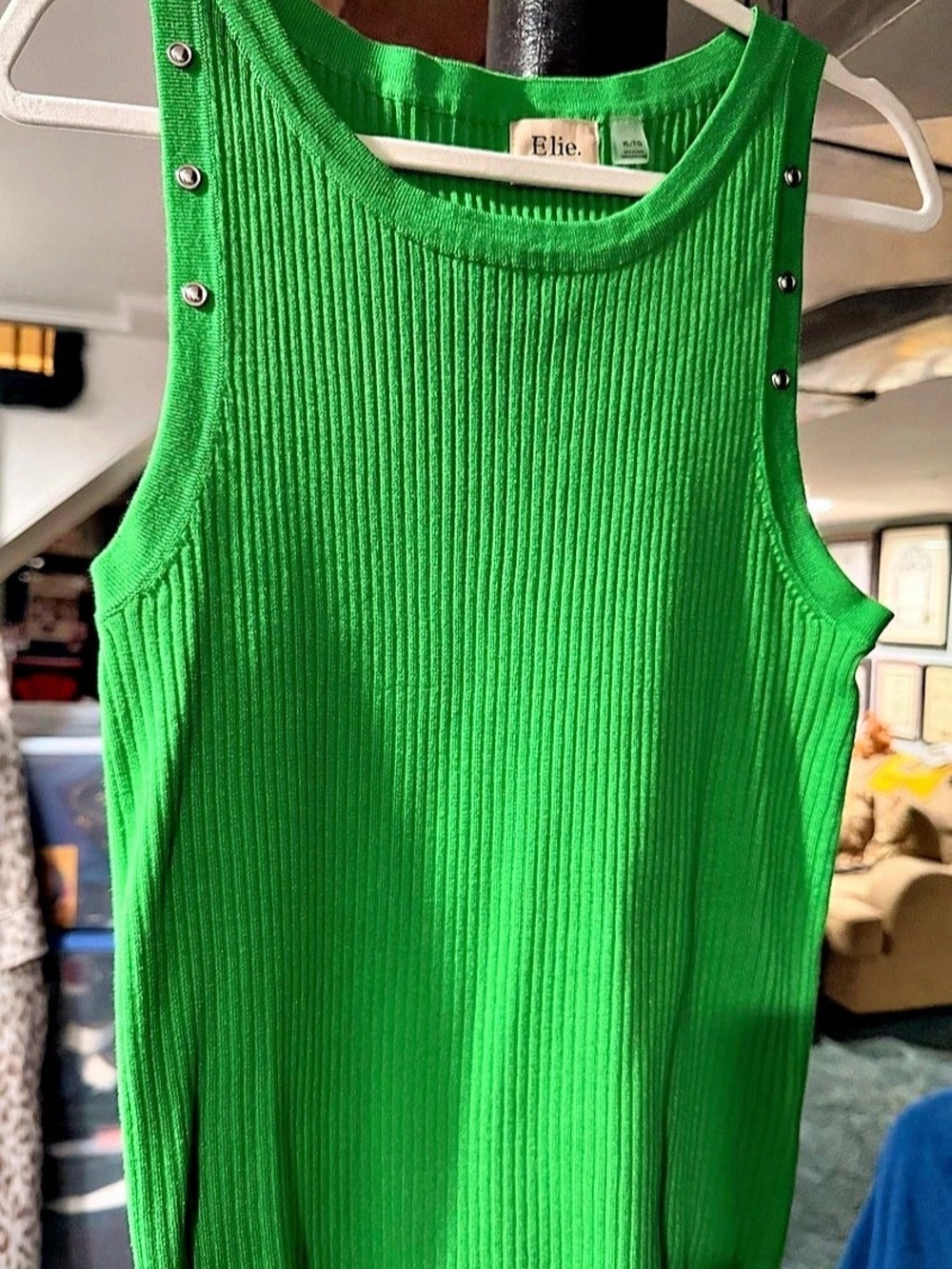 Elie. Ribbed Tank Top in Green Size XL Like New